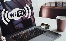 APARTAMENTOS Mediterráneo 2, wifi